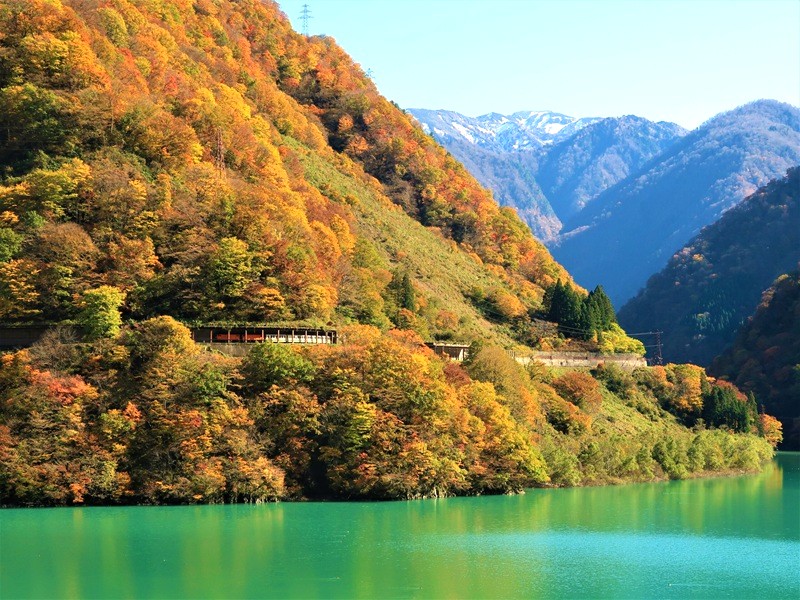 宇奈月湖
