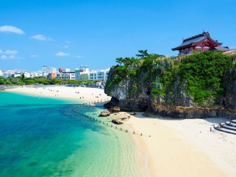 崖上的神社~波上宮