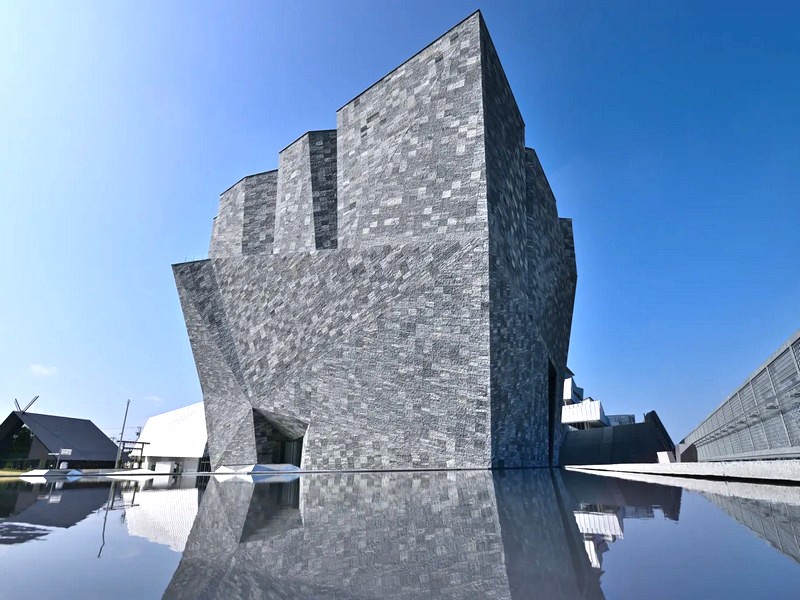 角川武藏野博物館